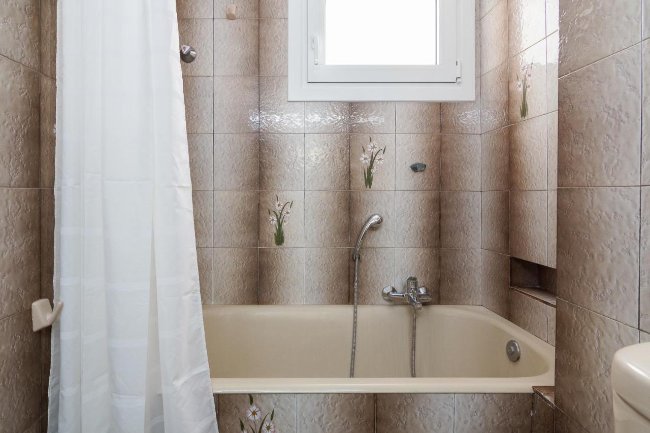Nice 2Bedroom Apartment In Pagkrati Афины Экстерьер фото