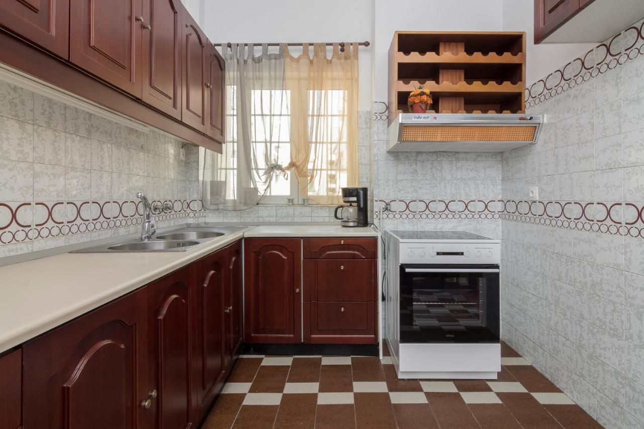Nice 2Bedroom Apartment In Pagkrati Афины Экстерьер фото